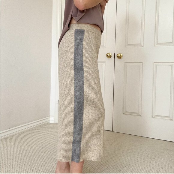 Wool Knitted Ribbed Cropped Pants with Gray Stripe down sides, Small - Picture 1 of 4